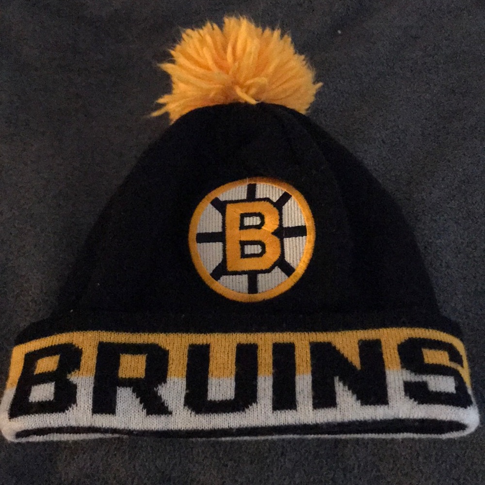 Bruins beanie